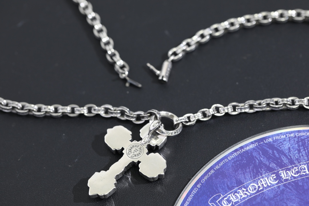 CH Cross Flower Fixed Thick Ring Necklace (66cm)