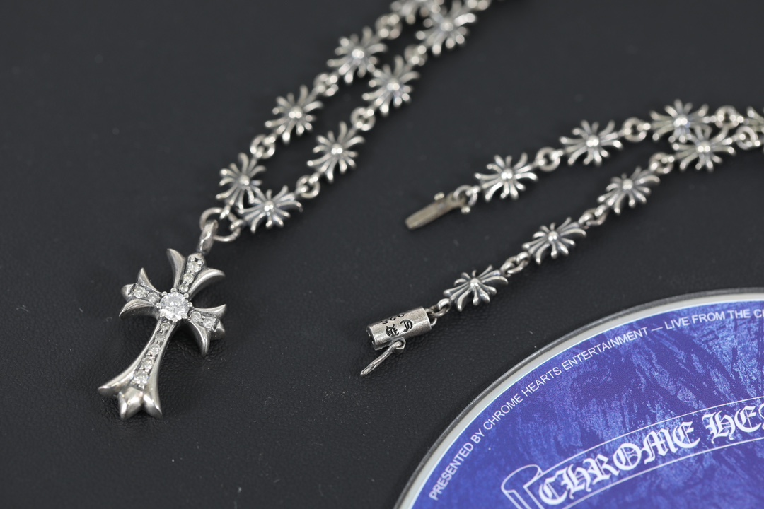 CH cross pendant with diamonds + small cross necklace [Total length 48cm]