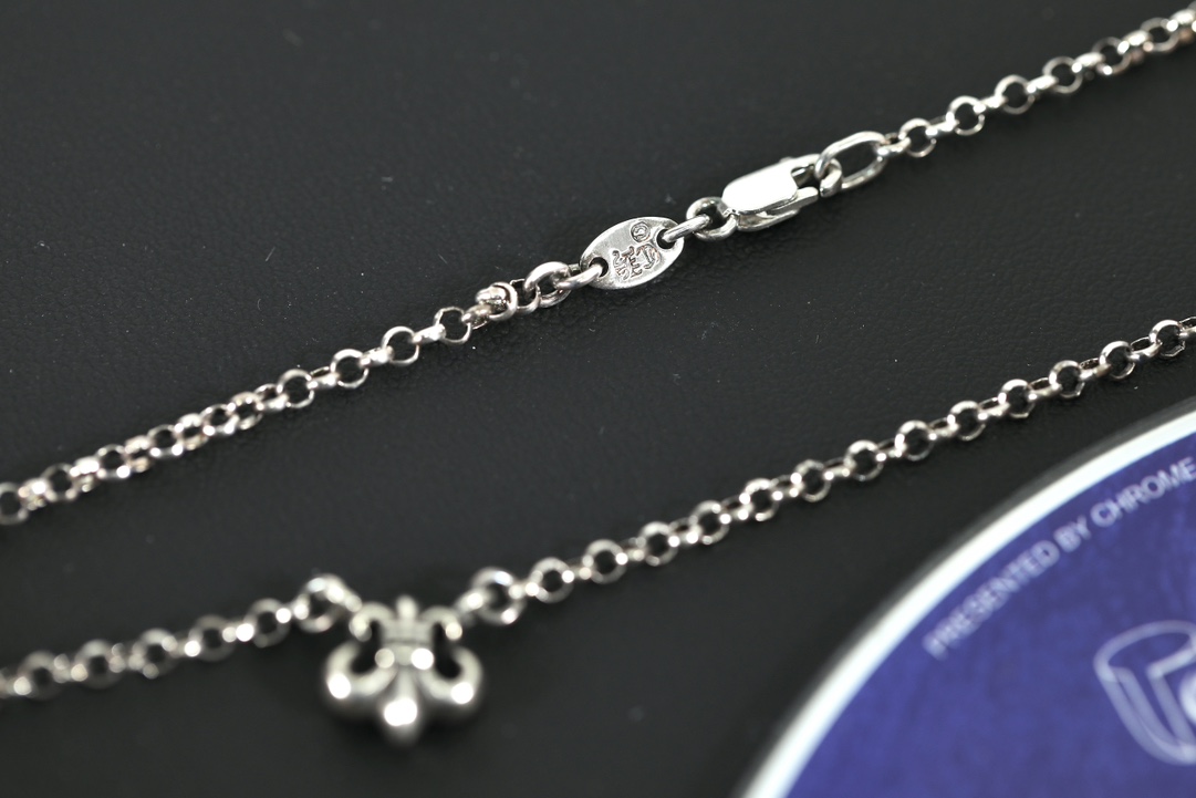 CH ▪️Scout Flower Collarbone Necklace (40cm)