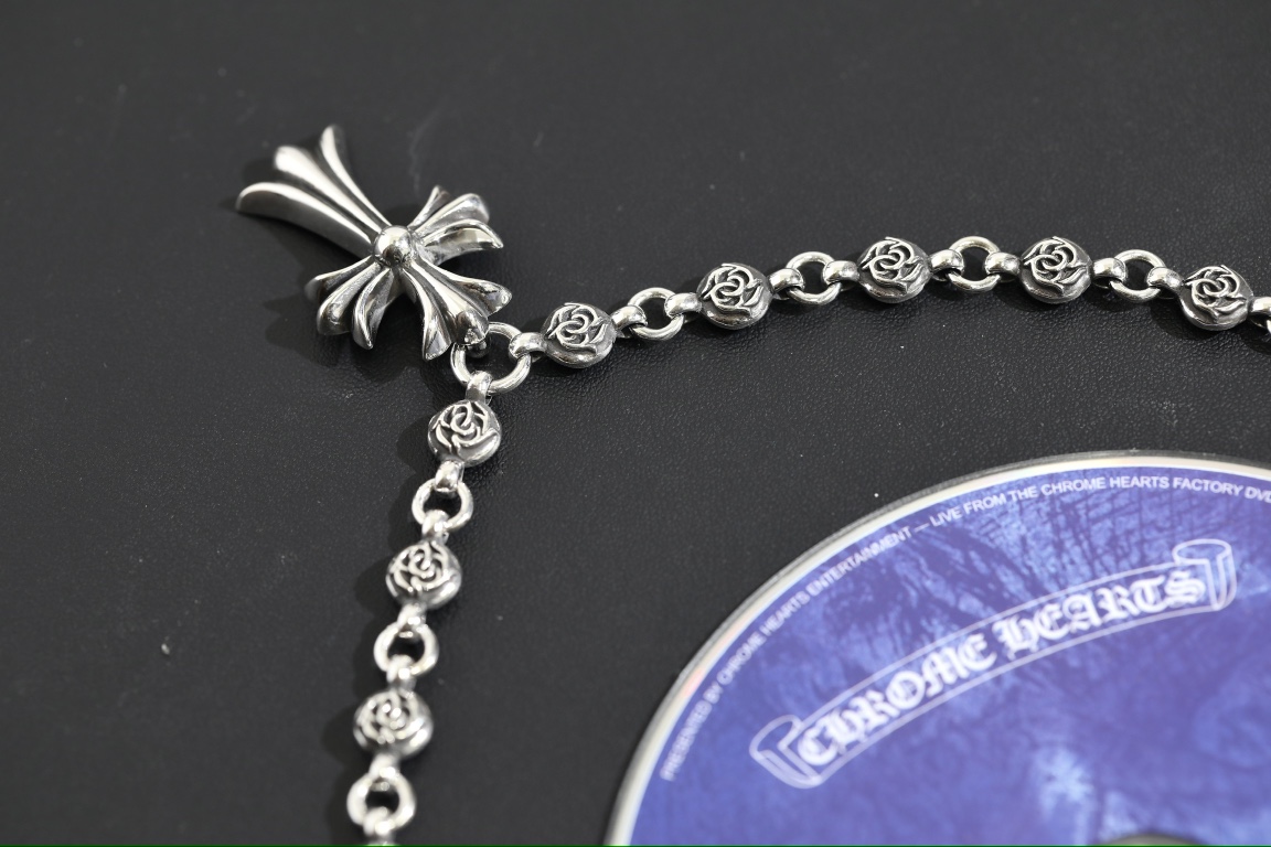 CH Cross-shaped Flower Bud Bead Necklace (53.5cm)