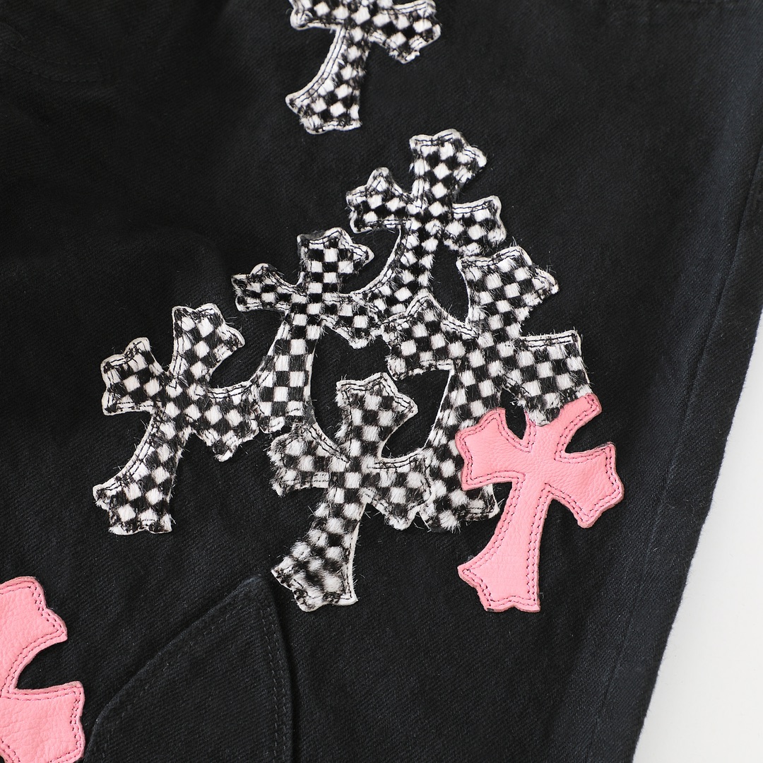 Pink Cross Checkered Flame Pants.