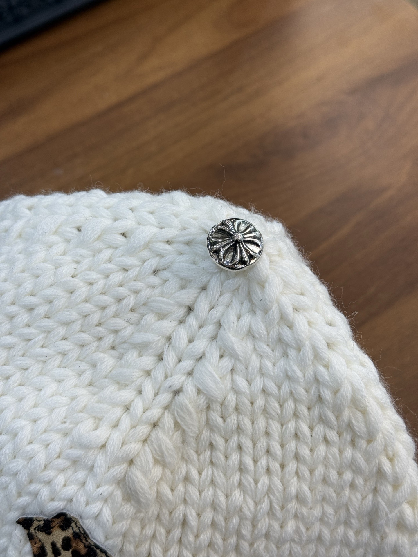 CH White Leopard Print Cross-Striped 100% Cashmere Knitted Cold Hat.