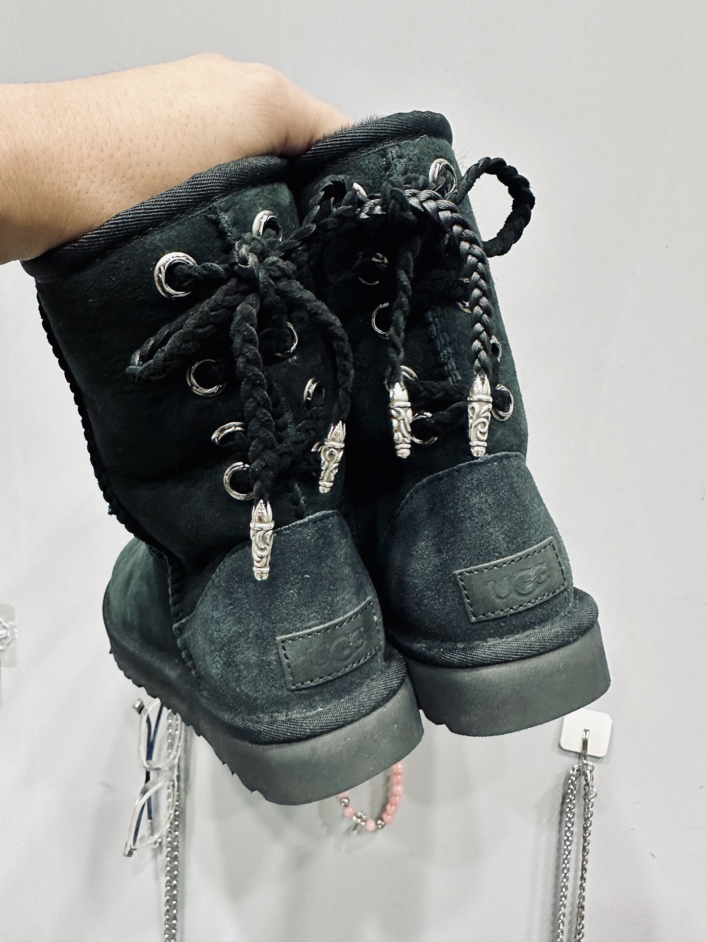 CH x UGG 24fw Black Mid-Calf Ankle Lace-Up Snow Boots