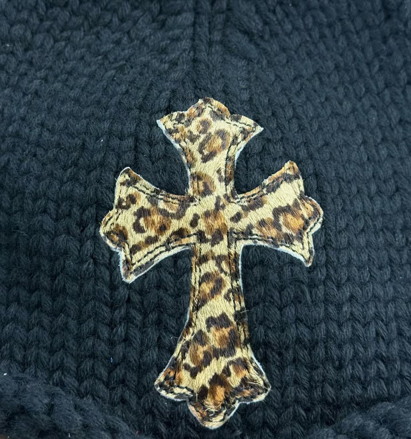 CH Imported Horsehair Black Leopard Pattern Embroidered Fur Hat