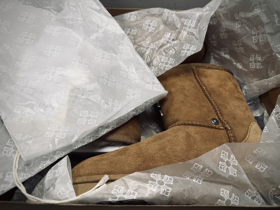 CH × UGG Classic Shot II Classic Mid-Calf Leather and Fur Brown Anti-Fur Leather Snow Boots