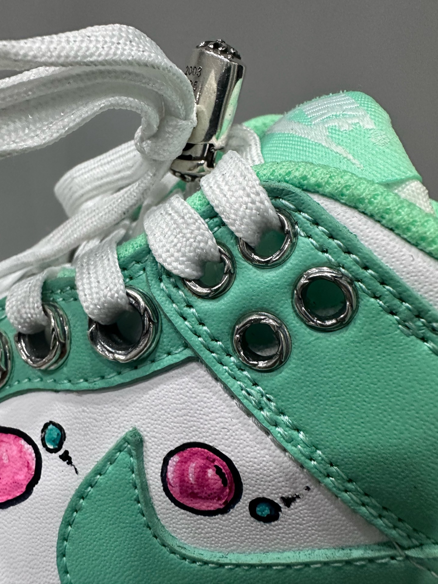 CH x Nike Dunk low x Matty boy - Light green all-hand-painted graffiti low-top sneakers