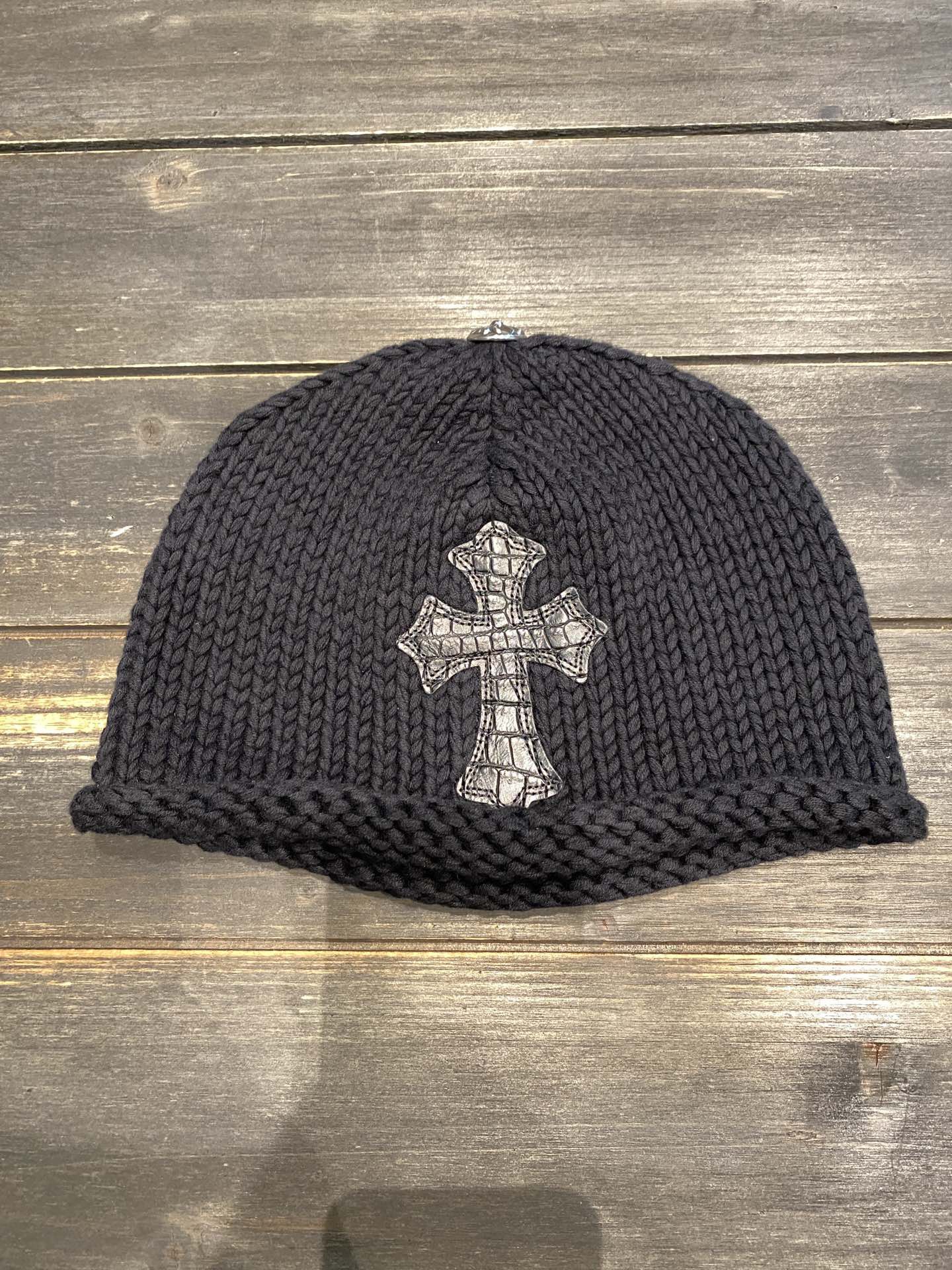 CH Crocodile Skin Cross Logo Cold Hat with 925 Silver Accessories