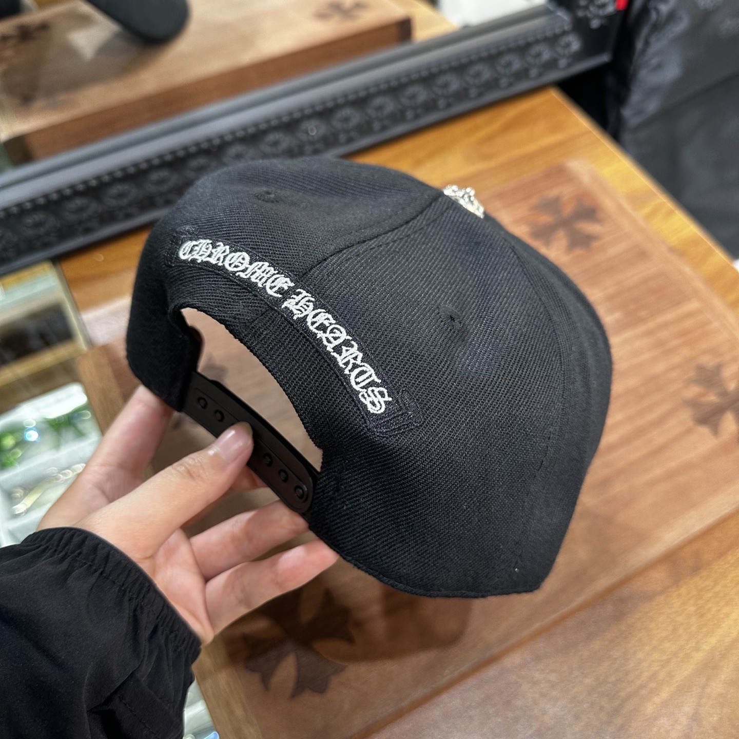 CH All-black baseball cap