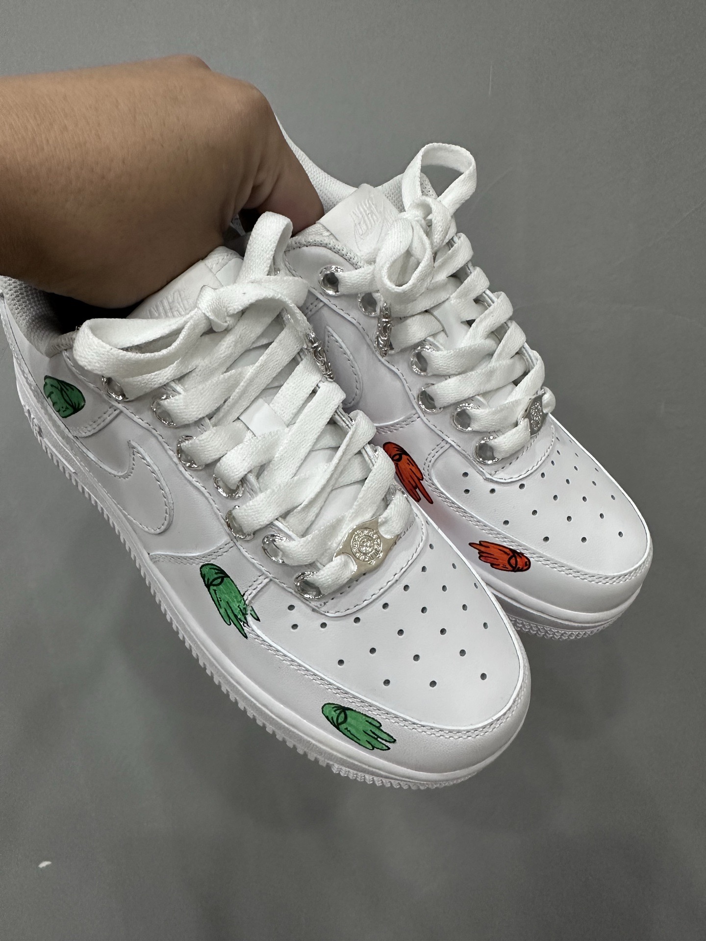 CH x Nike AF1 x Matty boy hand-painted limited edition pure white Air Force One.