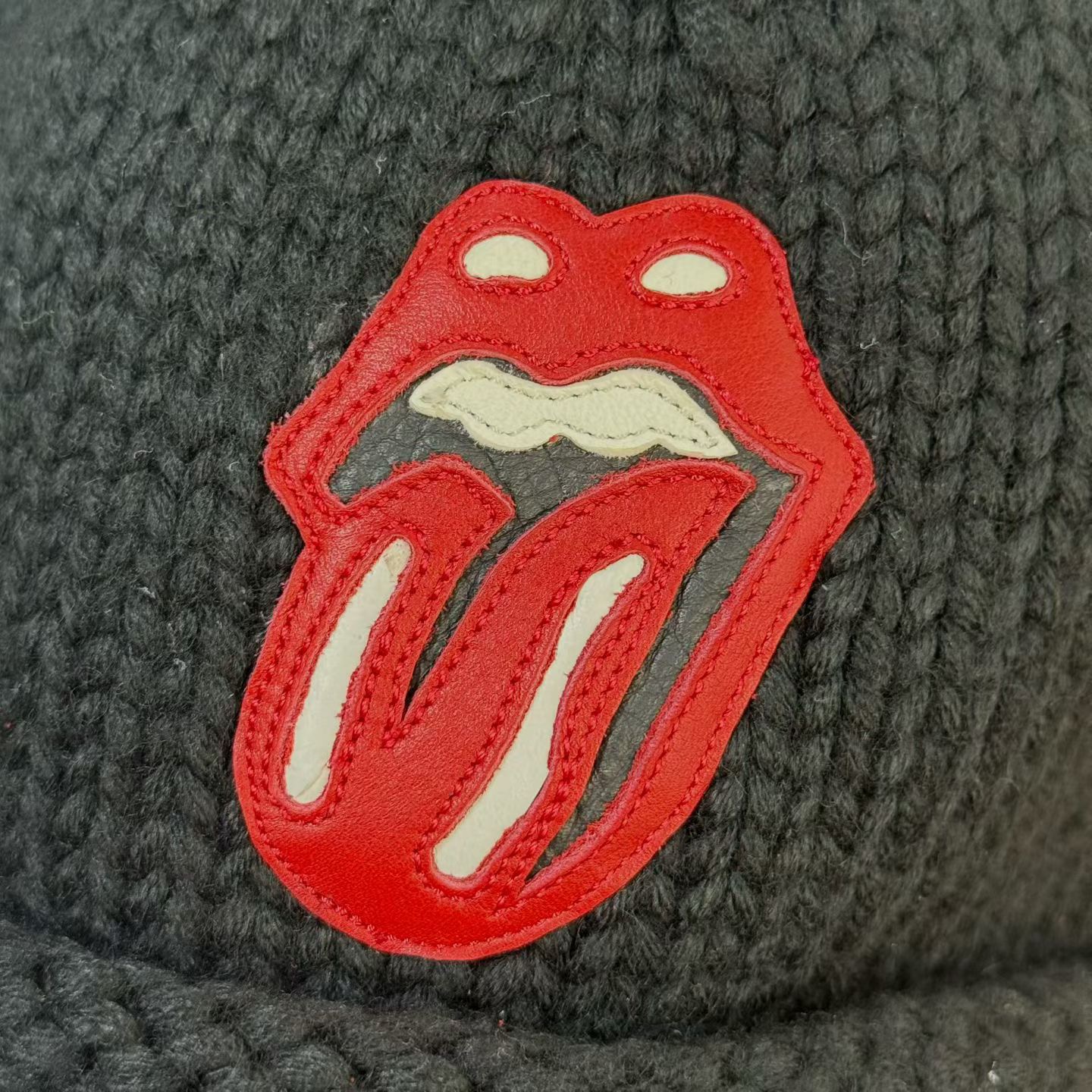 CH Black 100% Goat Hair Knitted Cold Hat.