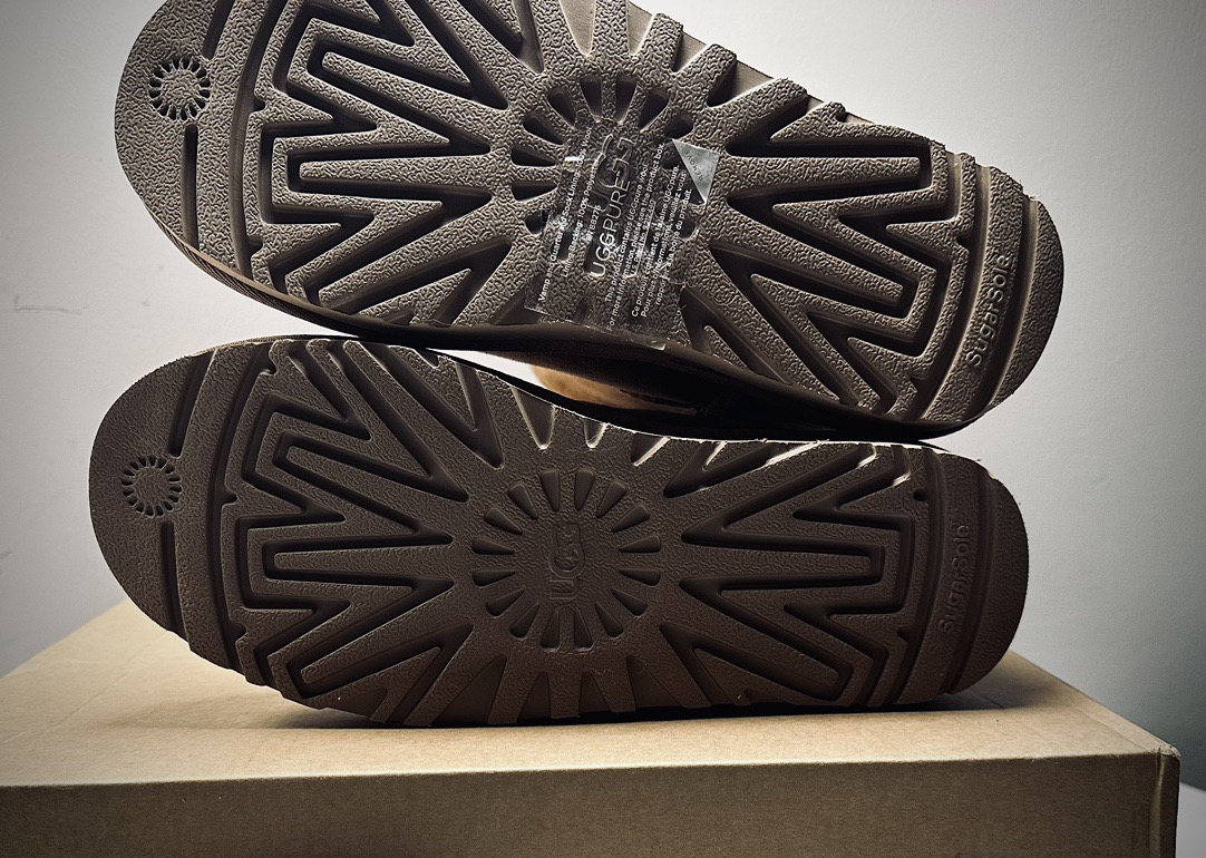 CH × UGG Classic Shot II Classic Mid-Calf Leather and Fur Brown Anti-Fur Leather Snow Boots