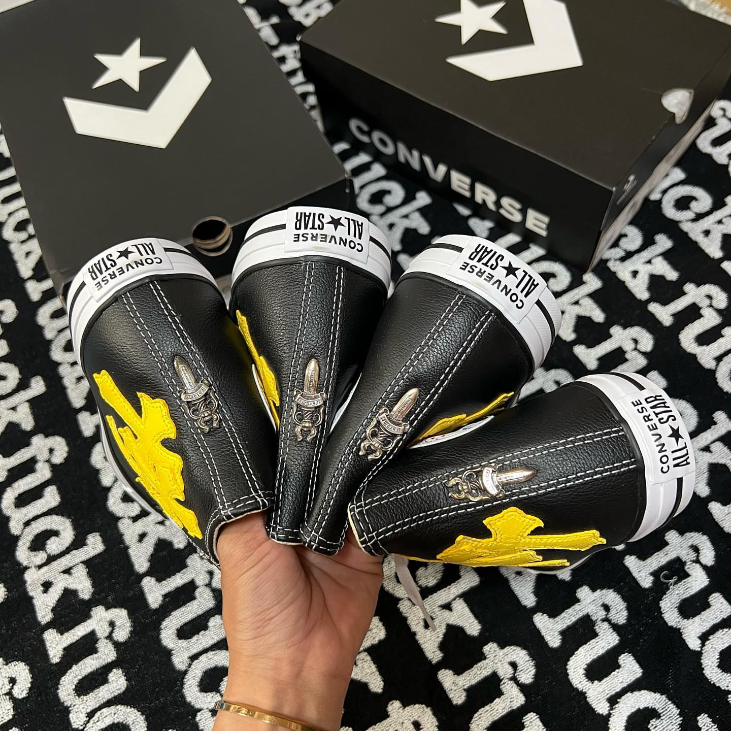 CH Chromehearts × Converse Sword and Dagger Yellow Cross Leather Black Converse High-Top Leather Sneakers