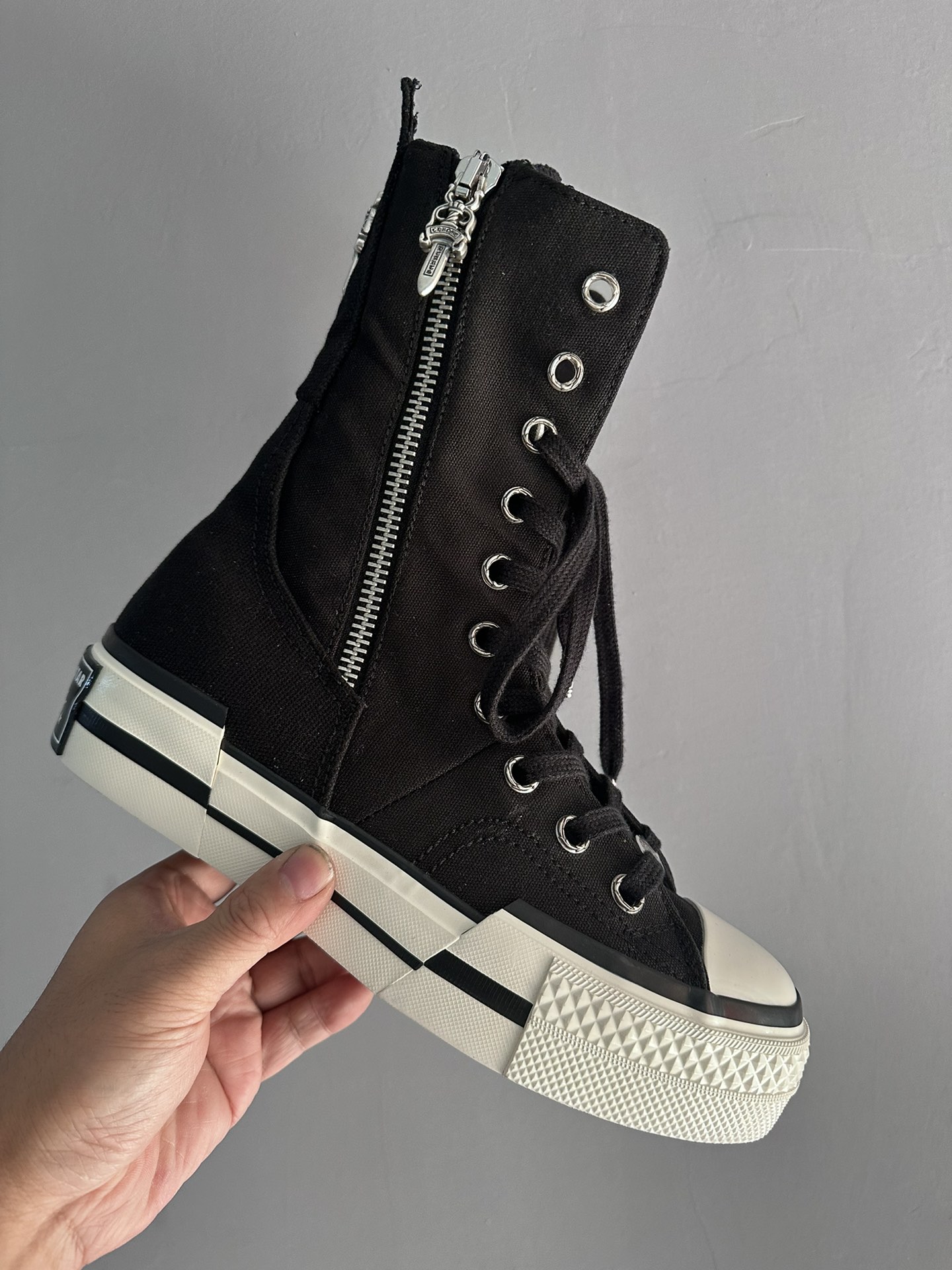 CHrome Hearts x Converse