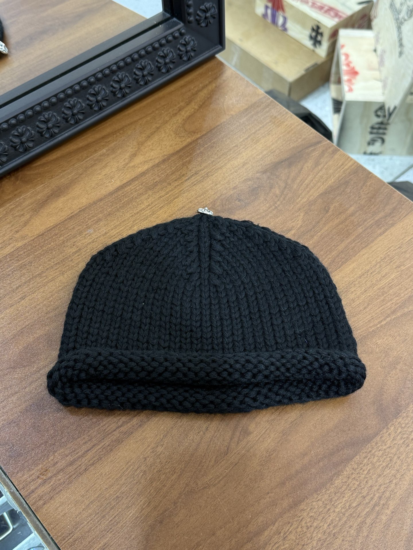 CH Black Blue Camouflage 100% Goat Hair Knitted Cold Hat.