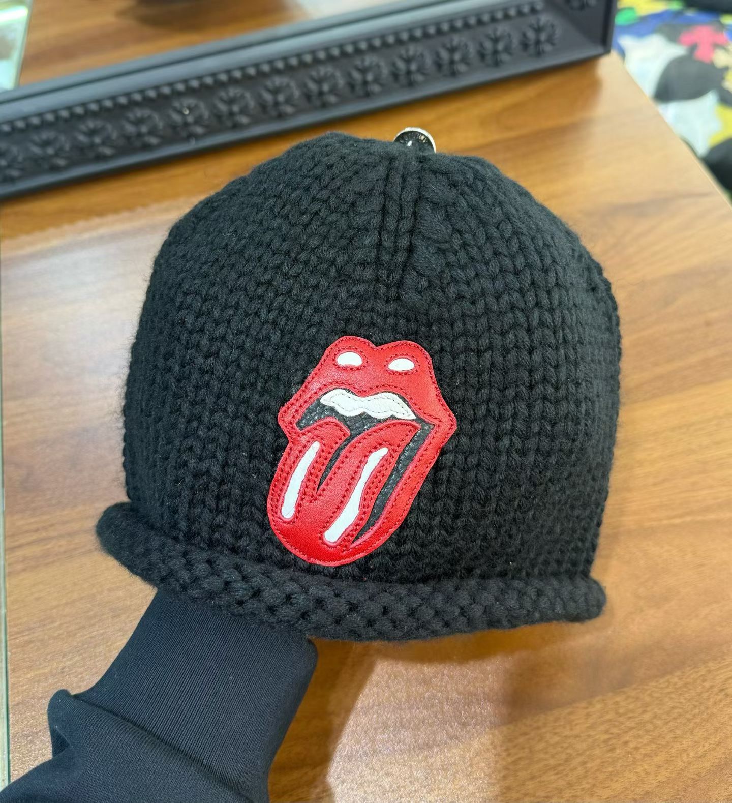 CH Black 100% Goat Hair Knitted Cold Hat.