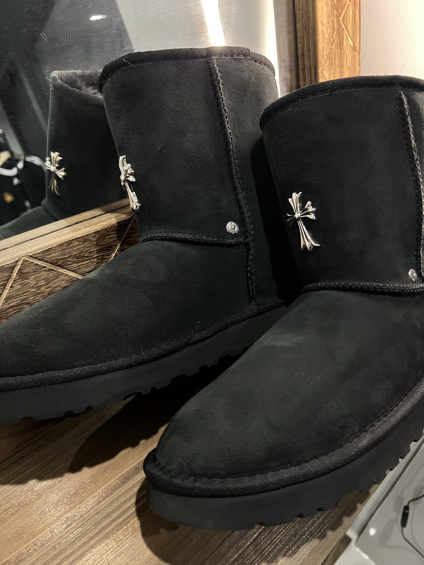 CH  Cross Silver Necklace Black UGG Snow Boots