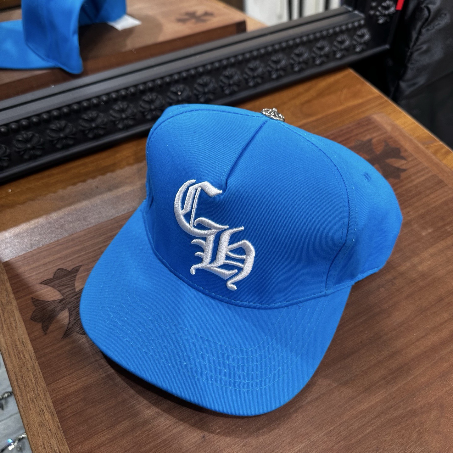 CH all-blue-and-white-letter-printed baseball cap
