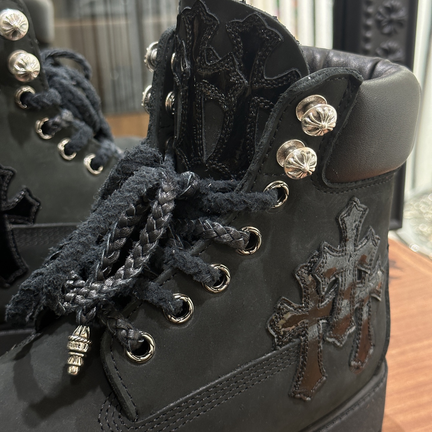 CH CH x Timberland Black Boots with Cross-Patent Leather Fit. Sizes: 36-45