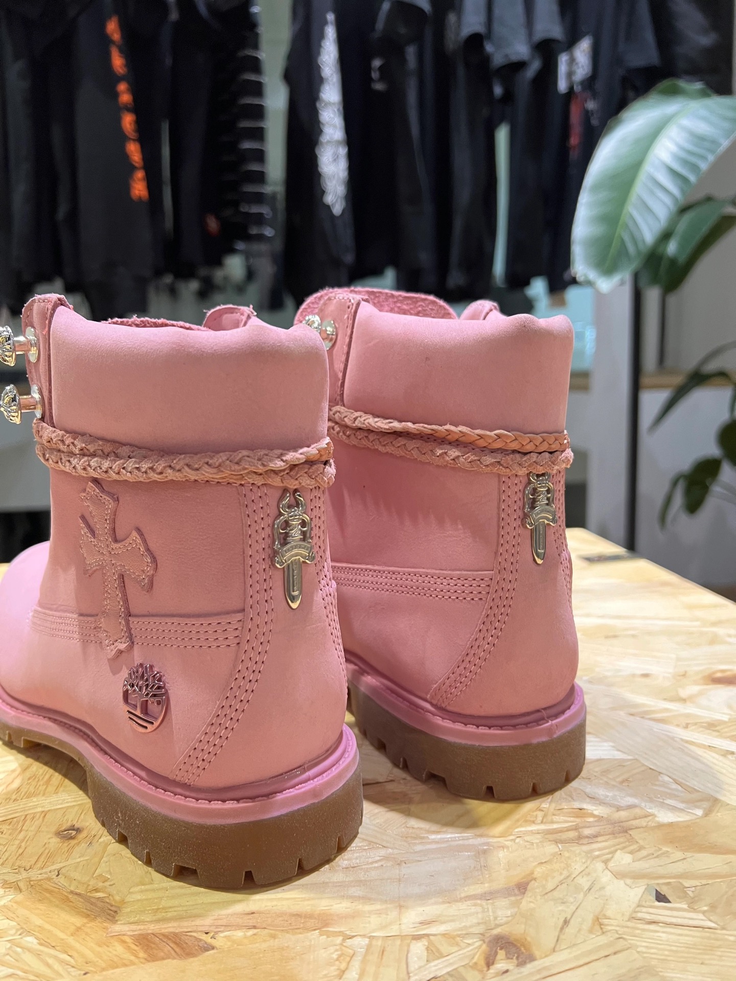CH Chrome Hearts x Timberland collaboration pink hiking boots, authentic, available only in women's sizes 36-40.