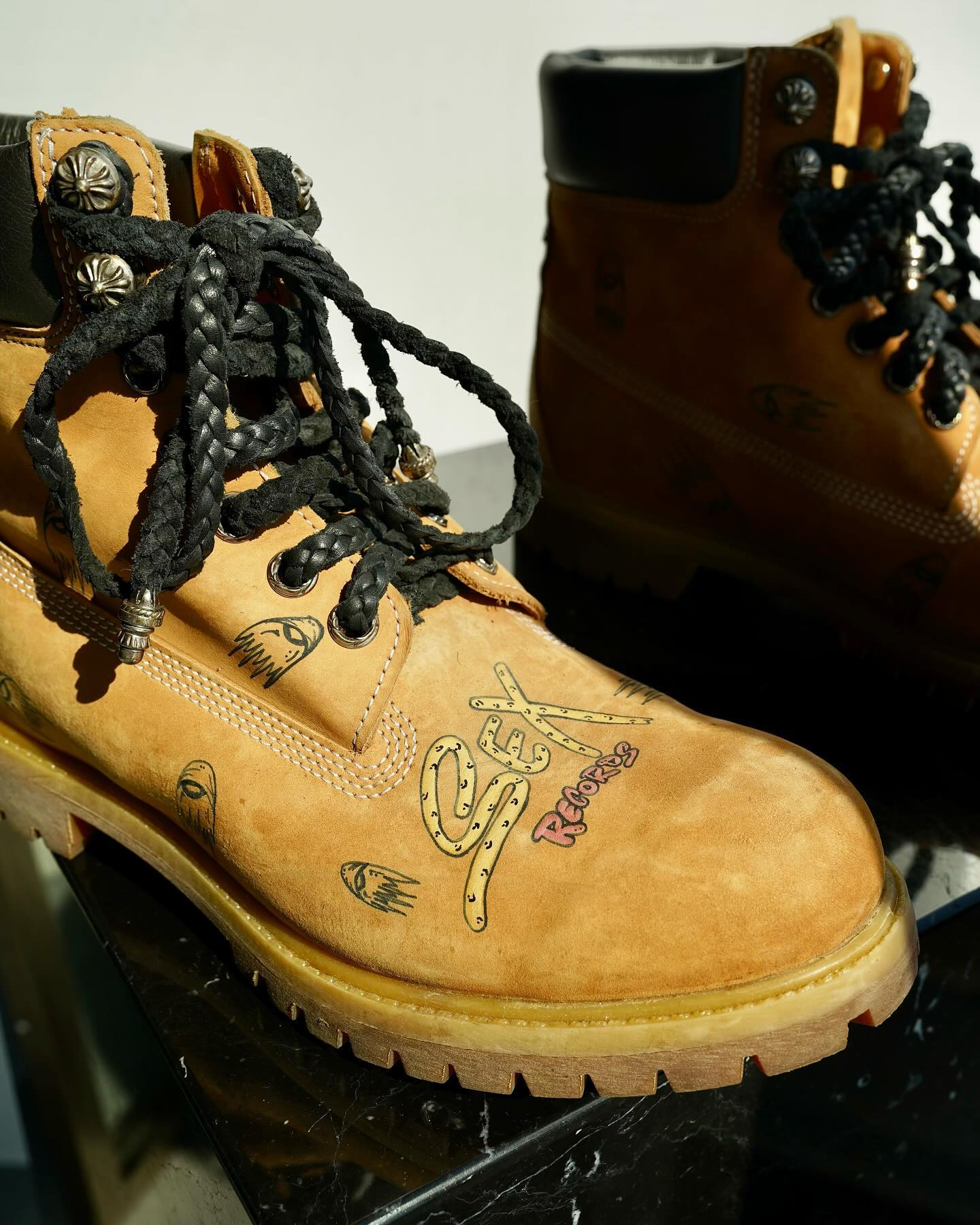 CH Chromehearts × Timberland 925 Cross-Patterned Silver Buckle Black Cross-Patterned Leather Printed Graffiti Yellow Boots