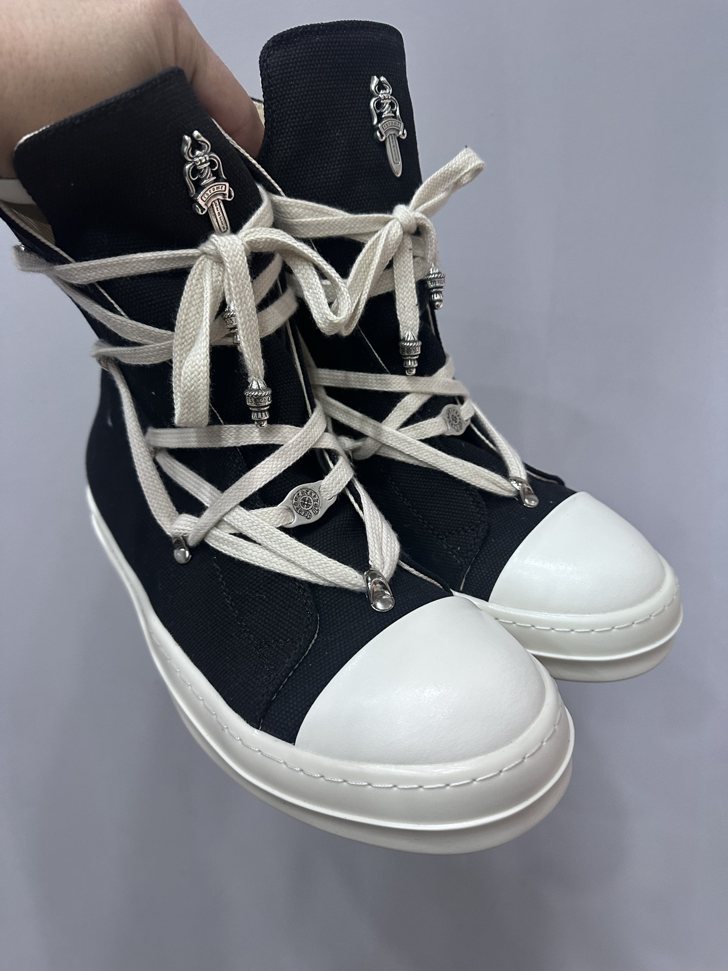 CH Chrome Hearts x Ro Dark Shadow Canvas Mid-Calf Converse (with a five-pointed star design). Sizes: 36-44