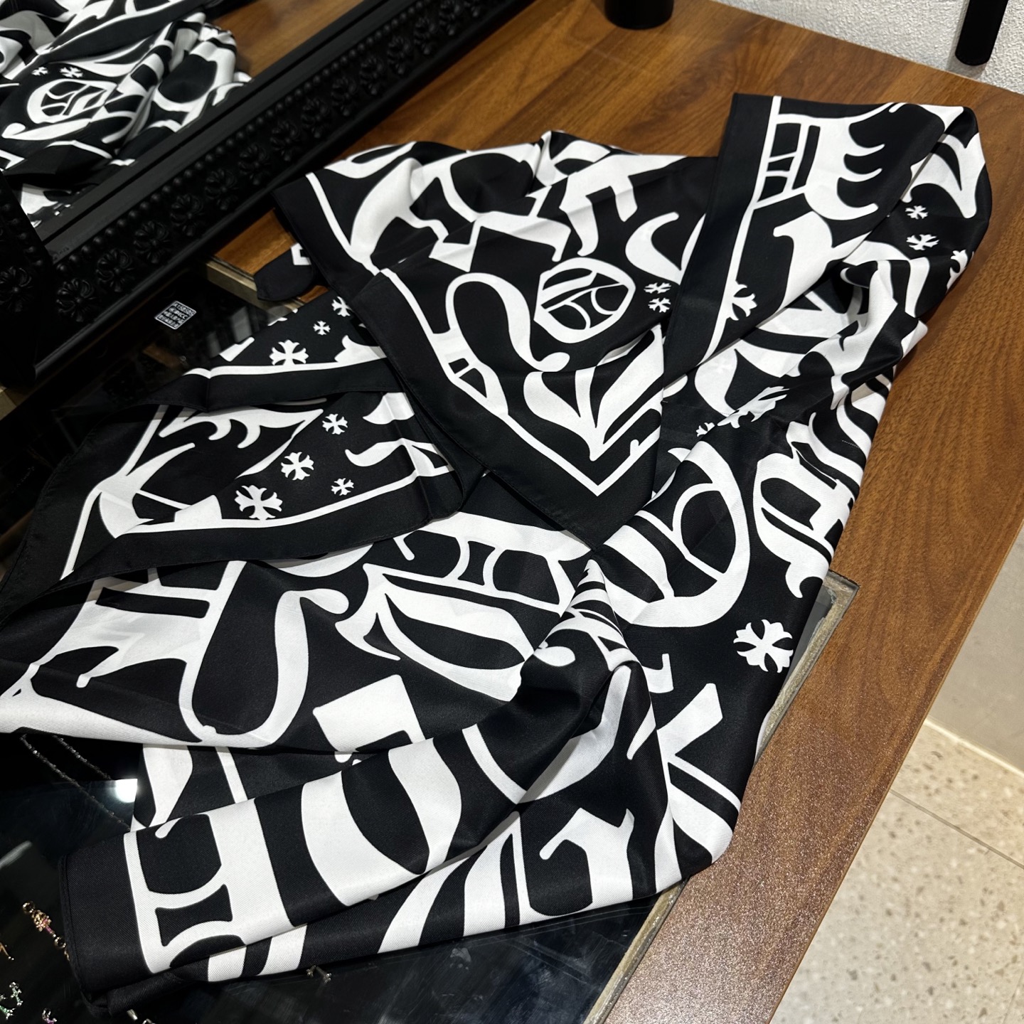 CH Black and White Double-Sided Sanskrit Font