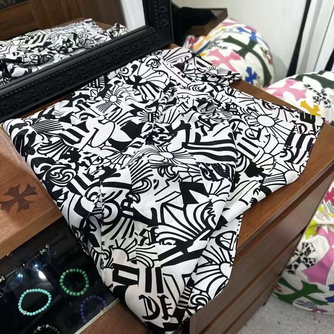 CH Black and White Graffiti Scarf