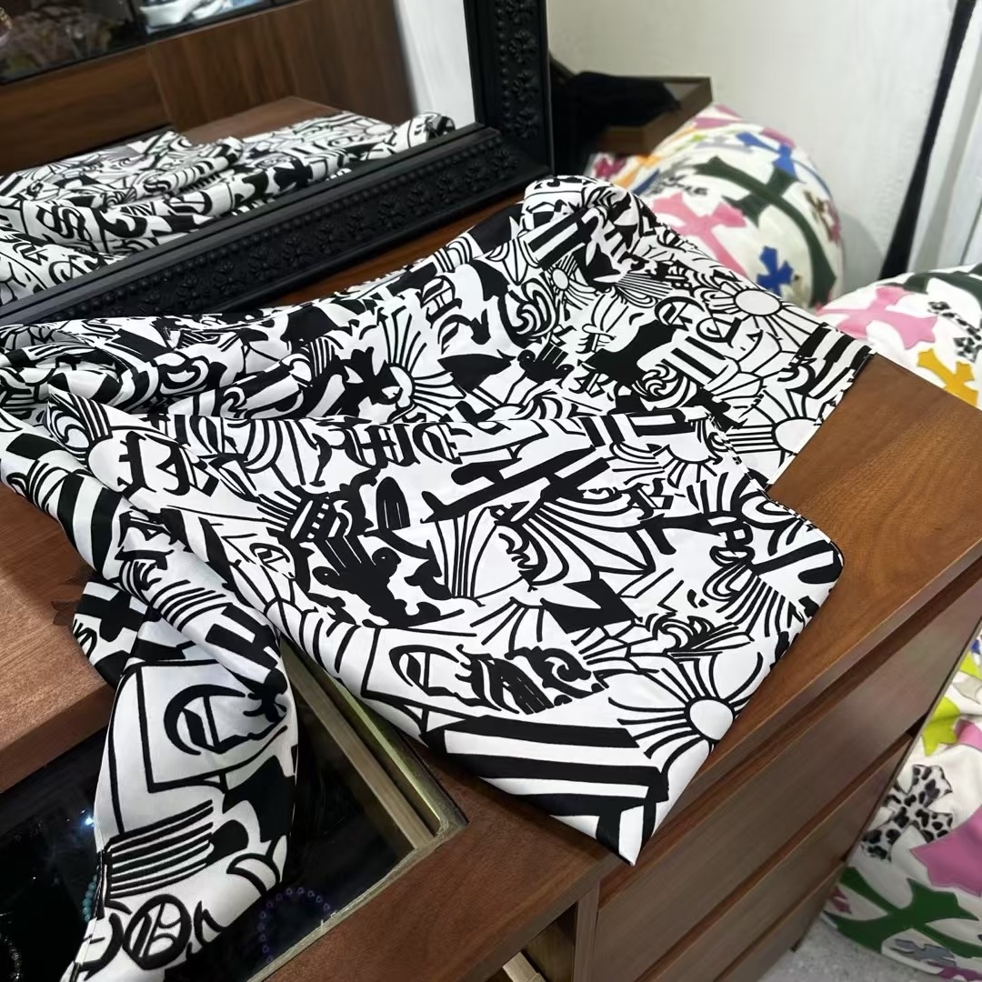 CH Black and White Graffiti Scarf