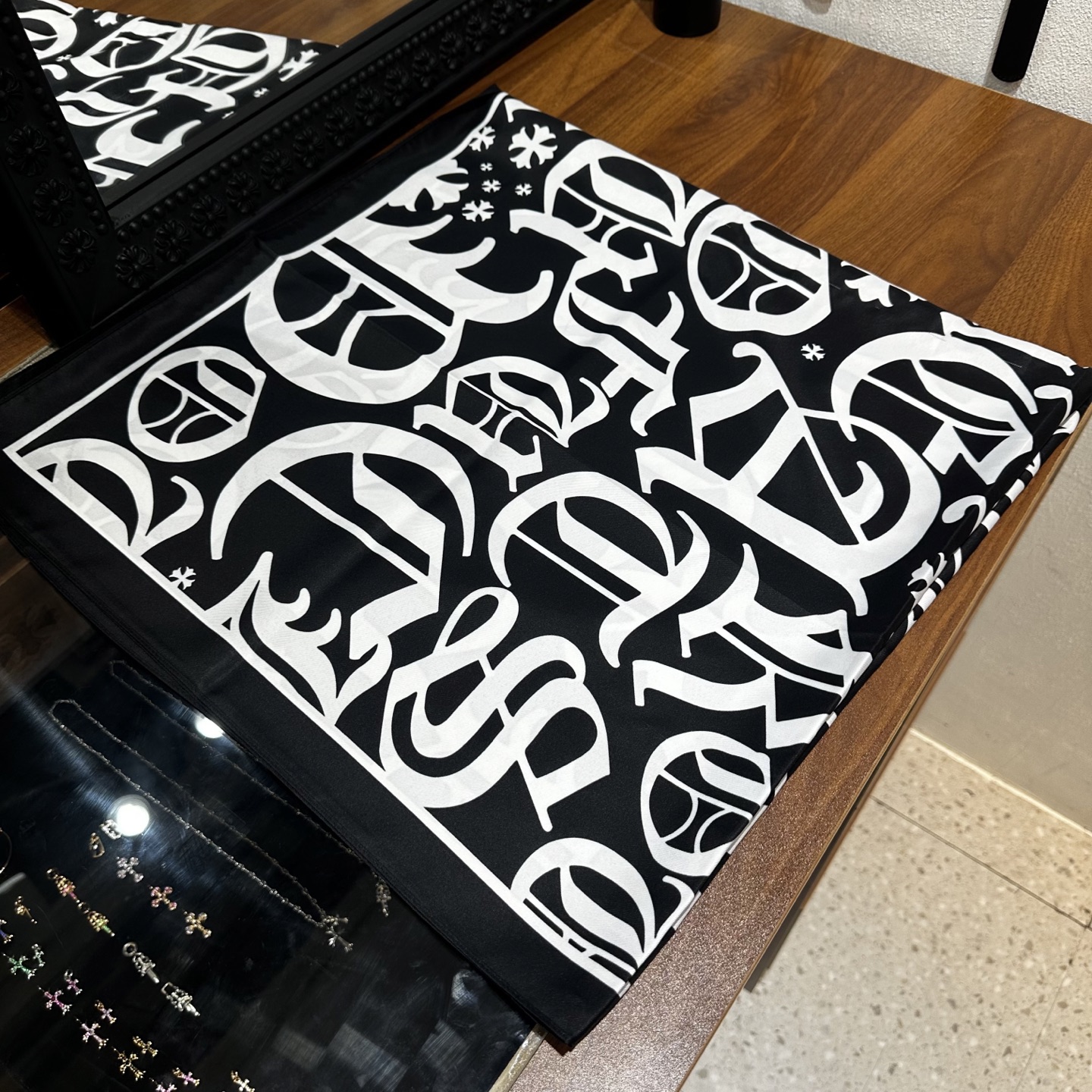 CH Black and White Double-Sided Sanskrit Font