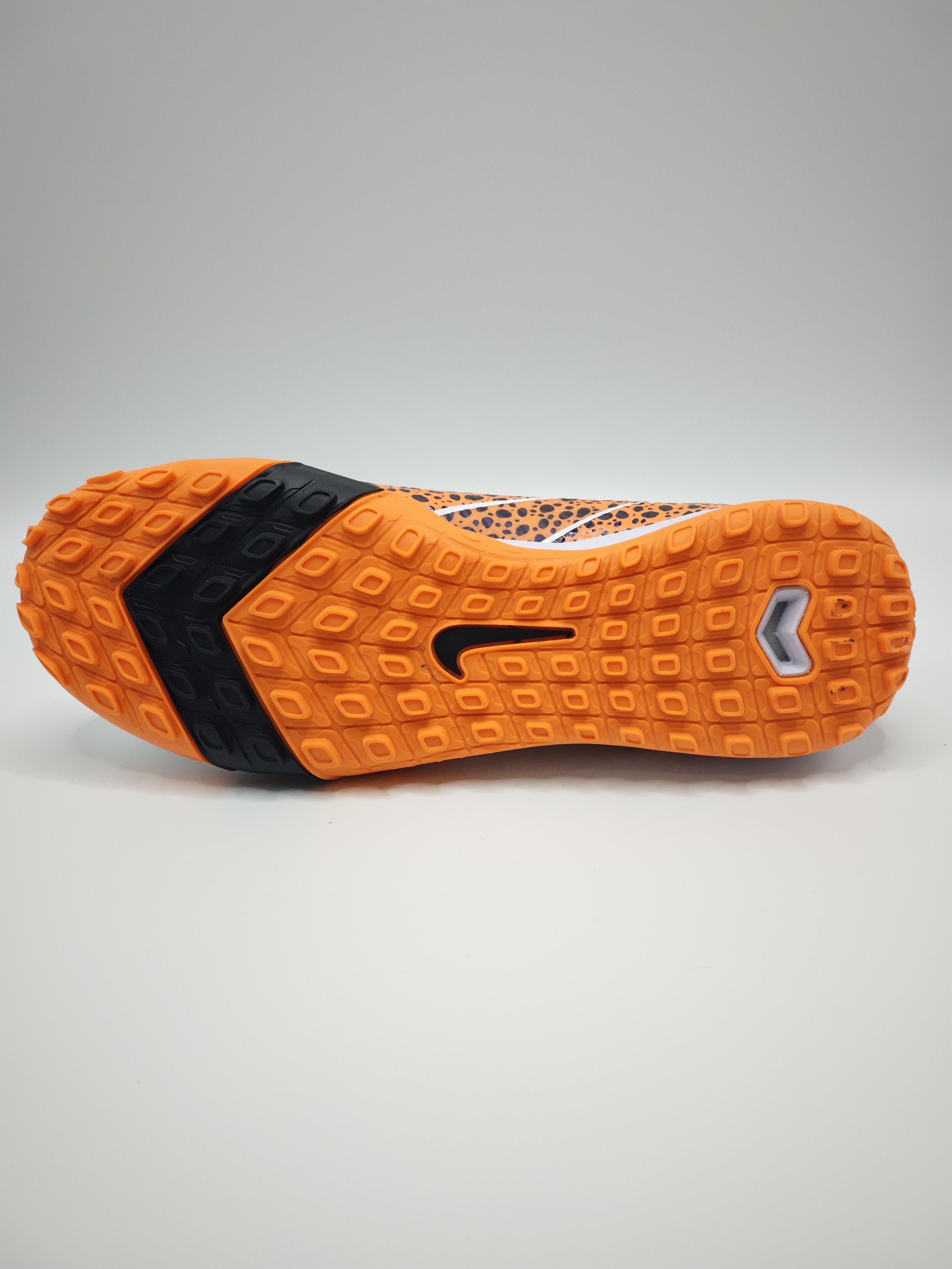 Nike Mercurial 16 High-Top Soccer Cleats: Built-in Full Air Cushion, Waterproof Knit & MD Outsole for Grass Pitches