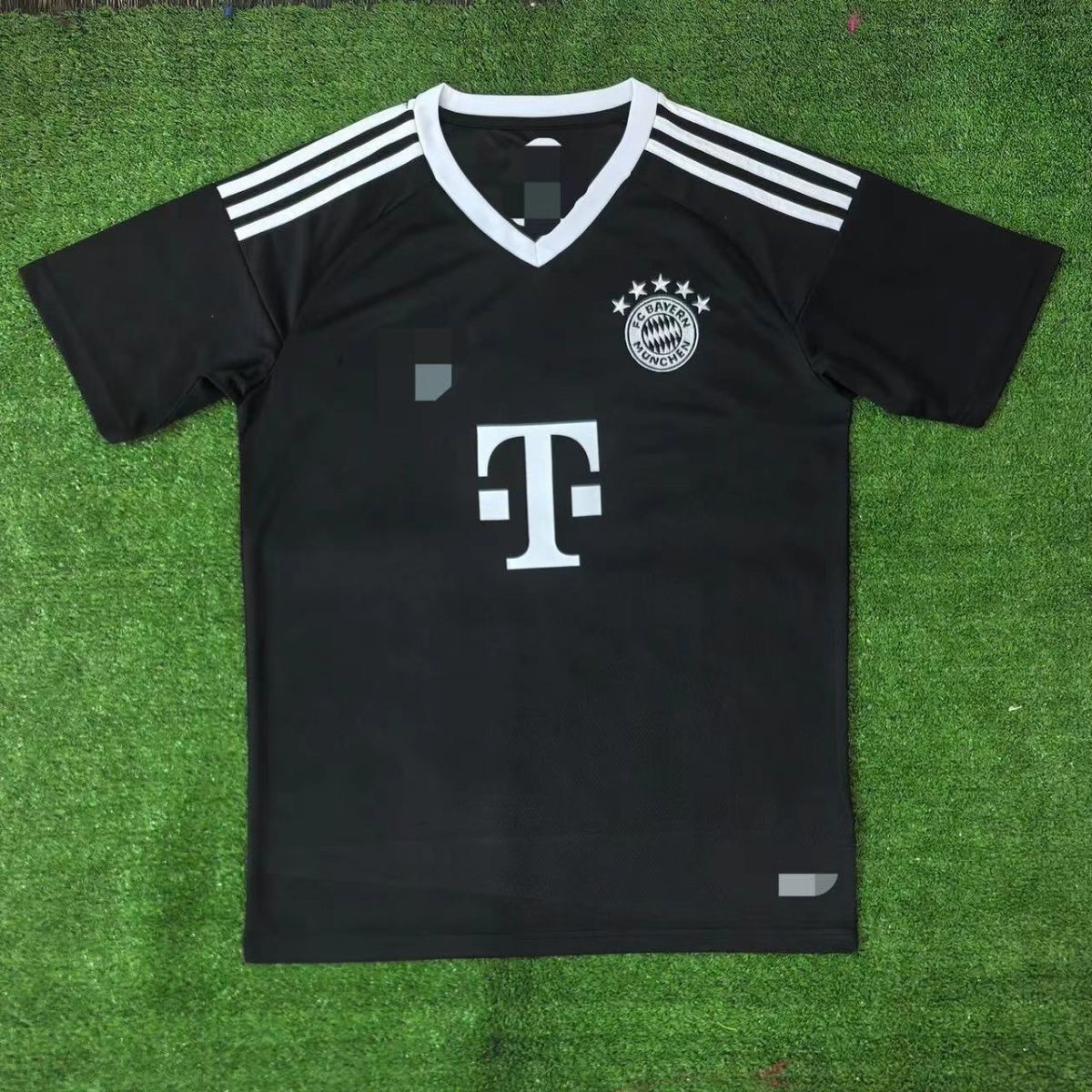24/25 Bayern Munich training jersey, black goalkeeper ball