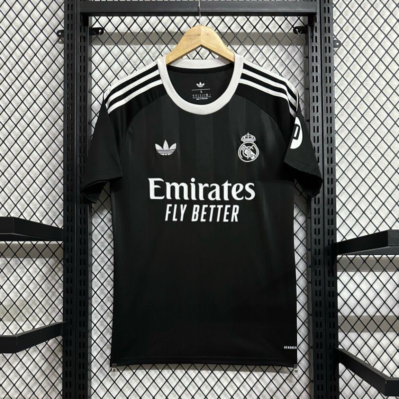 25/26 Real Madrid Special Edition New Black Goalkeeper Shirt