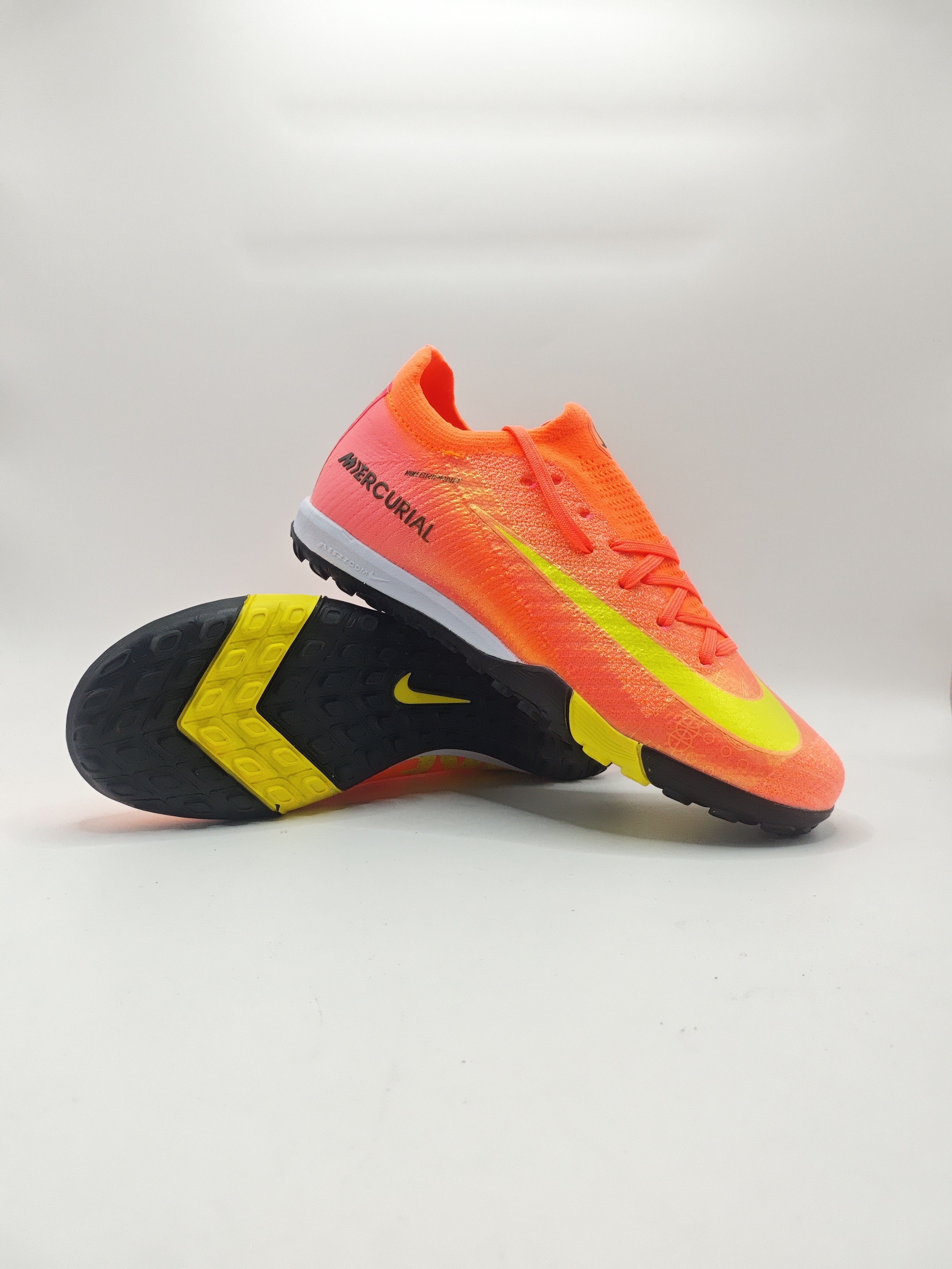 Nike Mercurial 16 Low-Top Built-in Full Air Cushion Waterproof Knit FG MD-Outsole Soccer Cleats