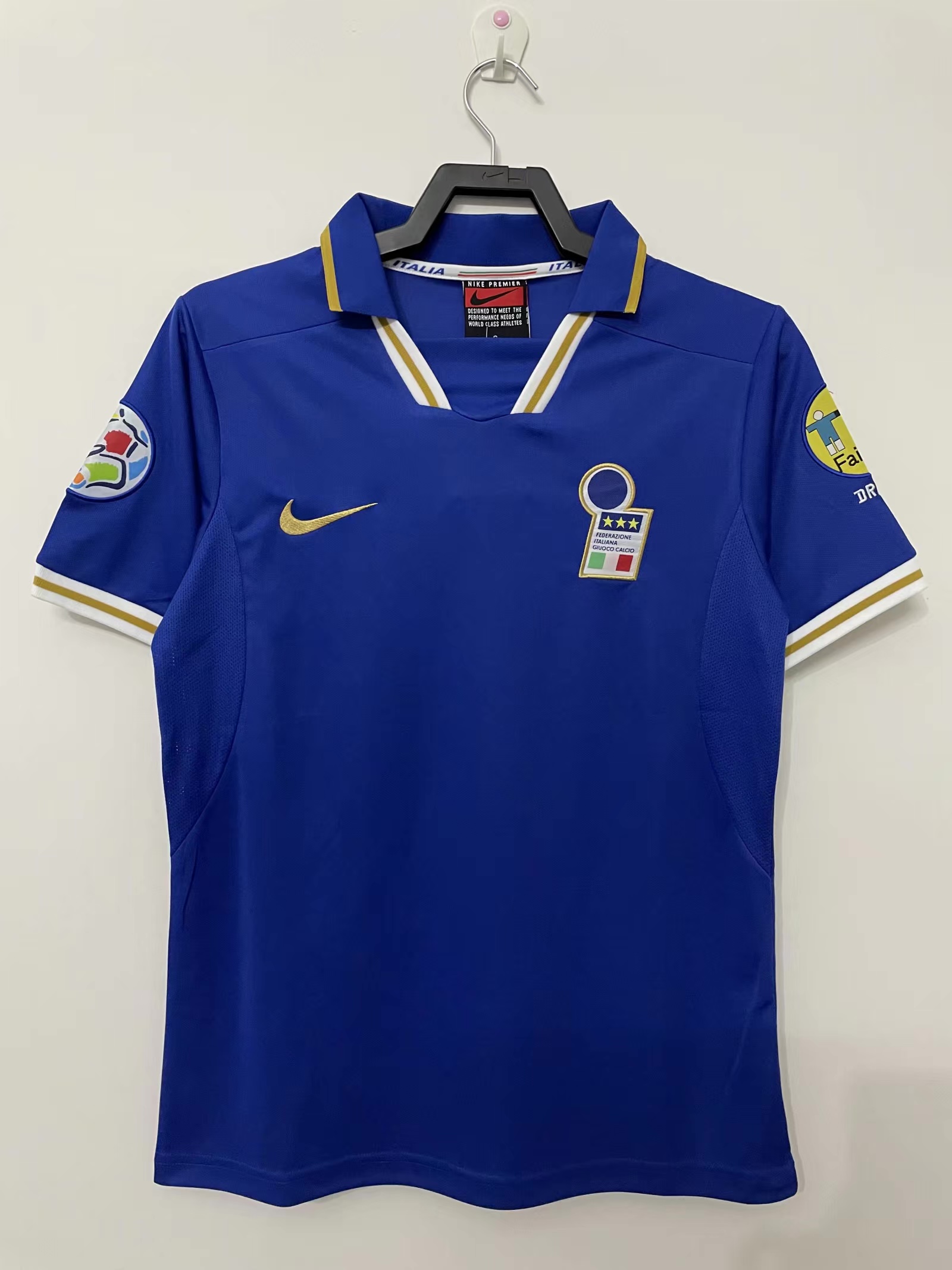 Italy Retro Home Jersey 1996