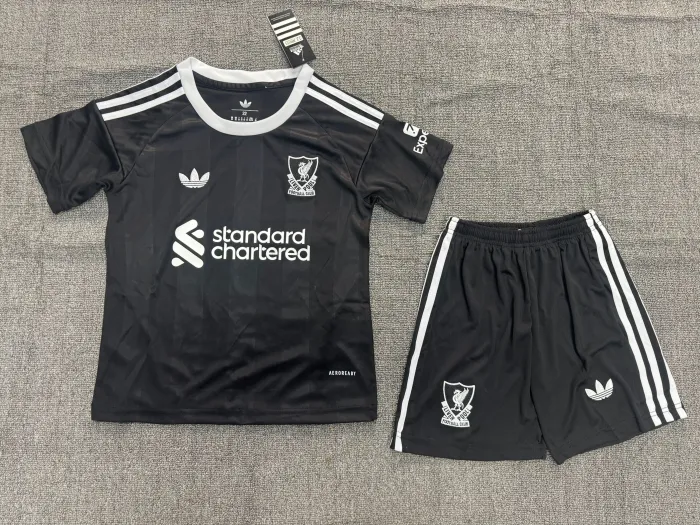 Liverpool Goalkeeper Kids Suit 25/26