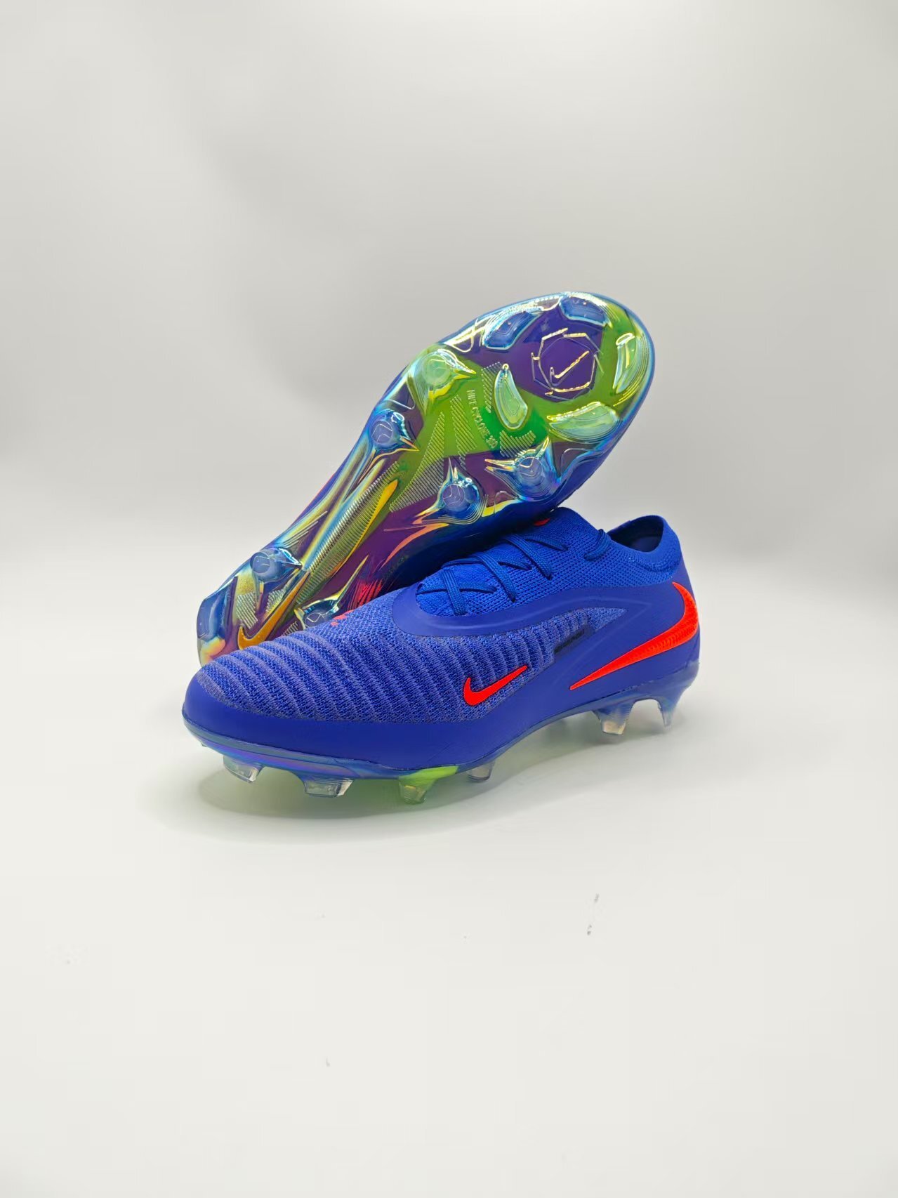 Nike Phantom GX III Low-Top Double-Layer Waterproof Fish Thread Full Knit FG Soccer Cleats